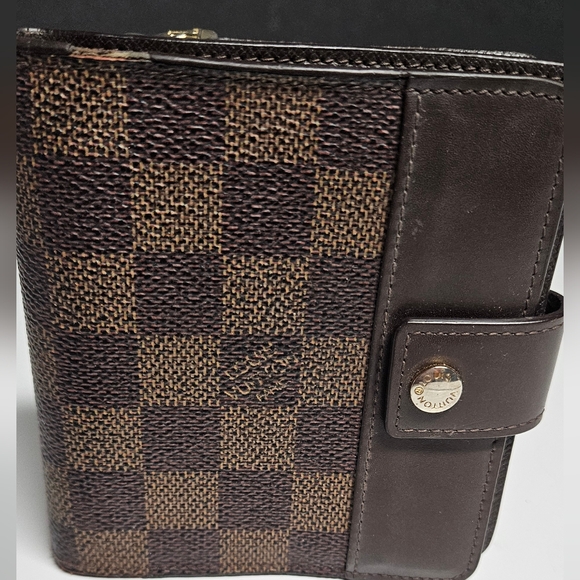 Louis Vuitton Pre-Loved Damier Ebene Compact Zip Wallet, Brown - Picture 1 of 11